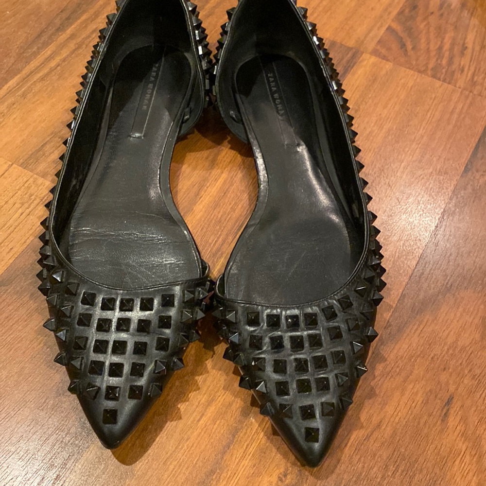 Zara Flats